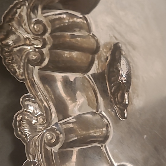 SILVER PLATED FOOTED INTERNTIONAL SILVER COMPANY LARGE OVAL SERVING TRAY - Picture 8 of 9